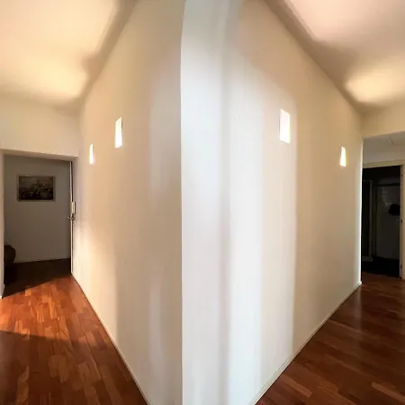 Bandini: Eleganza Nel Cuore Di *