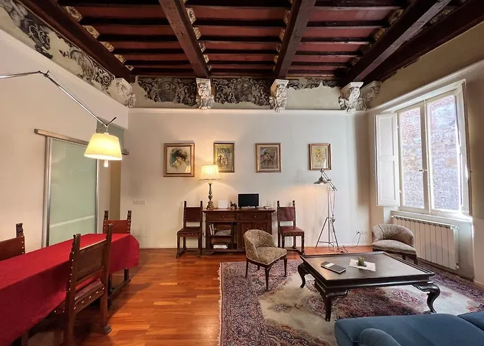 Bandini: Eleganza Nel Cuore Di סיינה