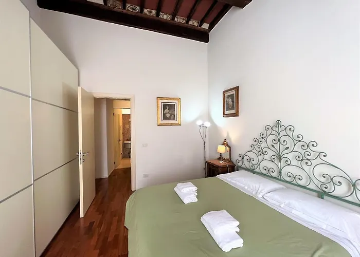 Bandini: Eleganza Nel Cuore Di Apartament